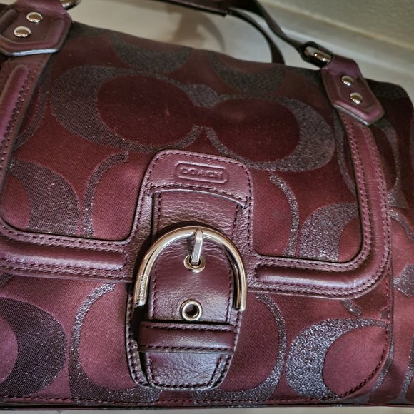 Like New Coach Campbell Signature C's Shoulder or Handbag m - Picture 10 of 12
